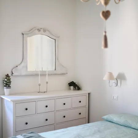 Amazing View On Navigli דירה