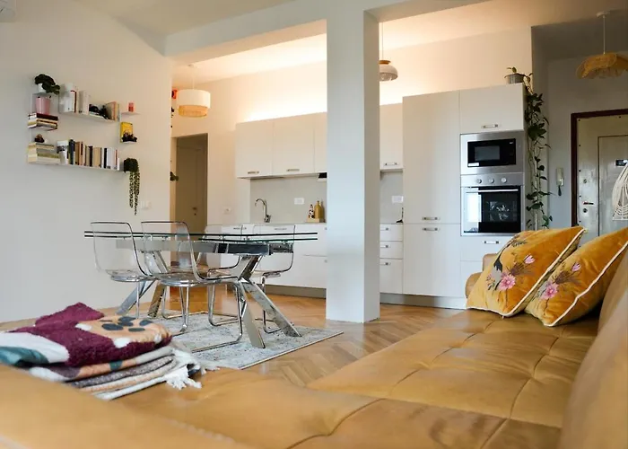 Amazing View On Navigli Apartment Milan